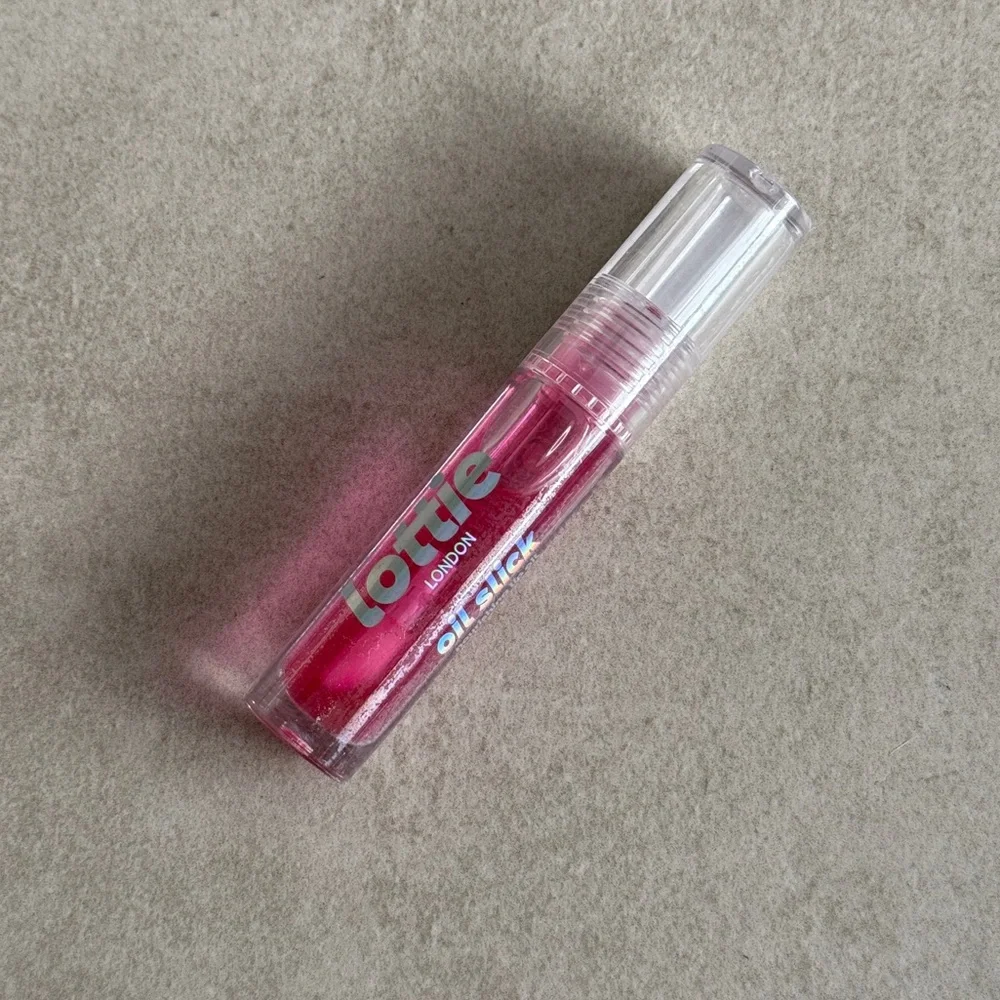 Lottie London Oil Slick Extra Cherries Lip Oil - Hydrating & Glossy
